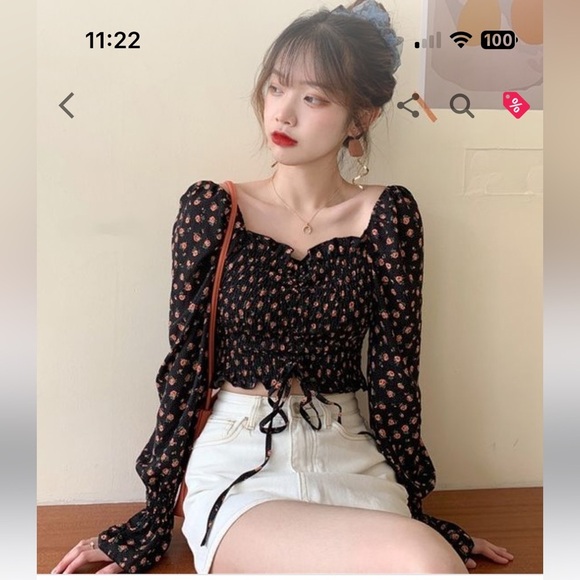 Tops - Black puff sleeve blouse flowers size small draw string